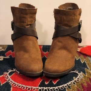 🐎Mossimo Supply Co Ankle Boots Faux Suede✨